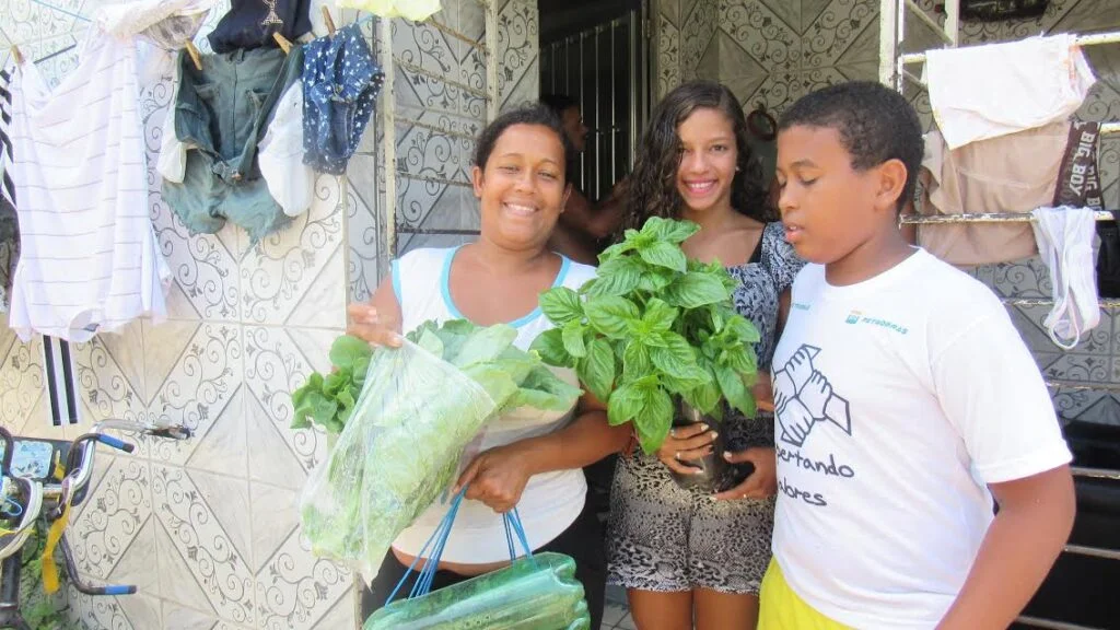 Projeto Telhado Eco Produtivo 5 Família Atendida Pelo Projeto.