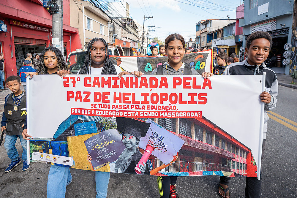  Comunicação Popular: Movimento Comunitário De Heliópolis, Em São Paulo